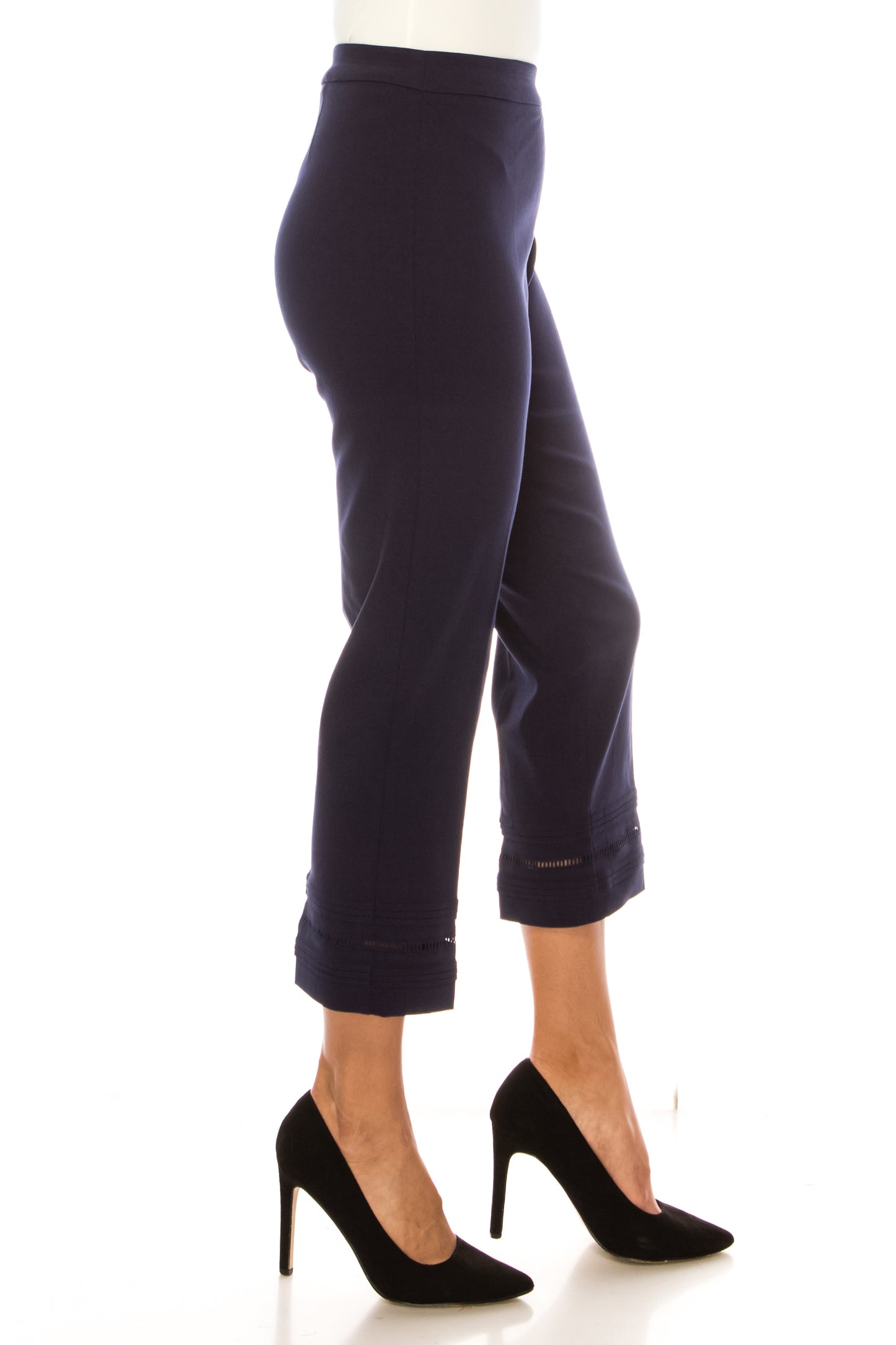 Zac & Rachel Embroidered Window Hem Capri Pants