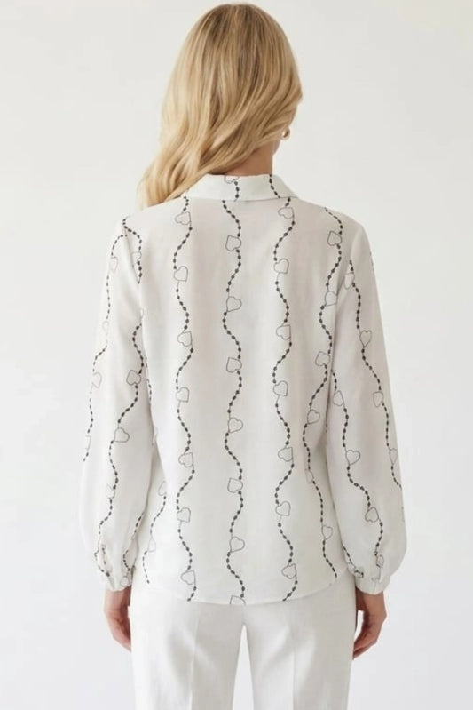 Alex & Parker Ivory and Anthracite Heart Print Long Sleeve Day Top