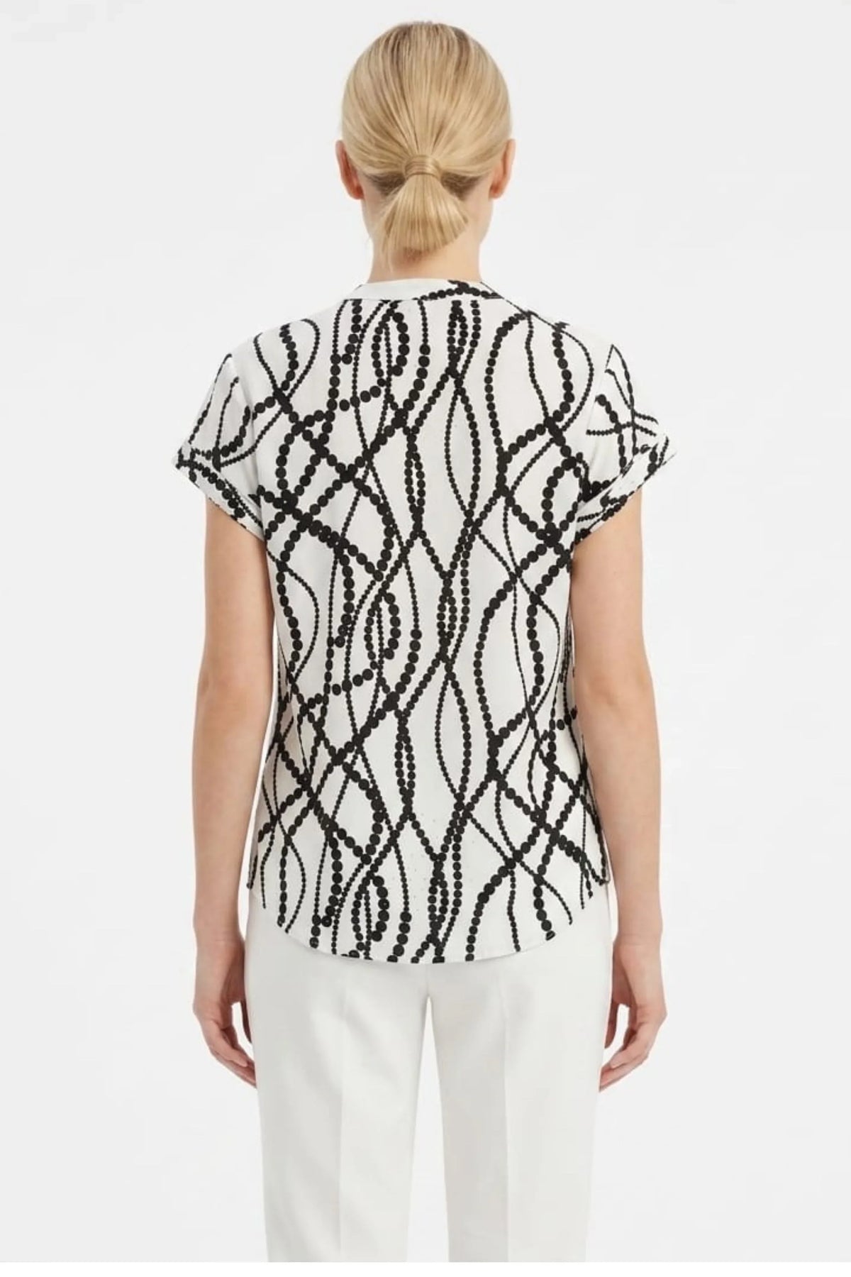Alex & Parker Ivory and Black Geometric Chain Print Cap Sleeve Day Top