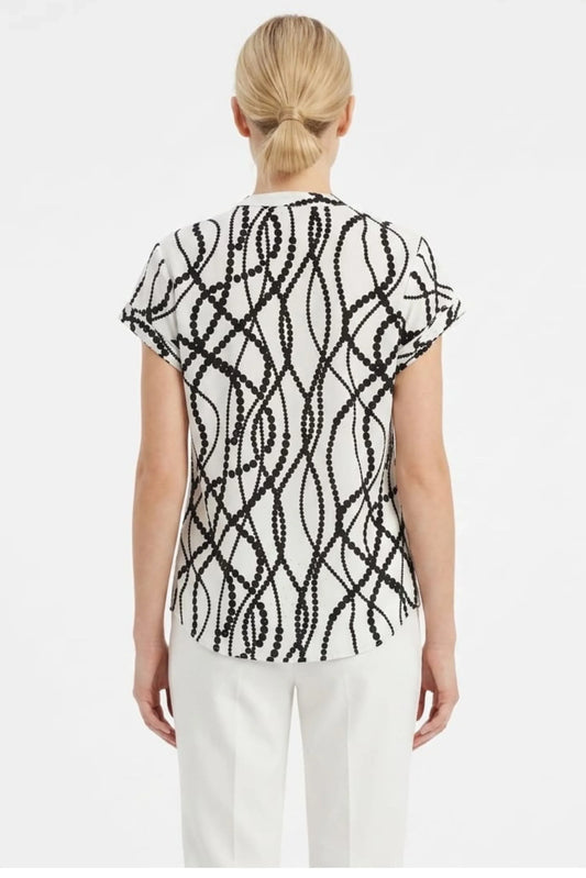Alex & Parker Ivory and Black Geometric Chain Print Cap Sleeve Day Top