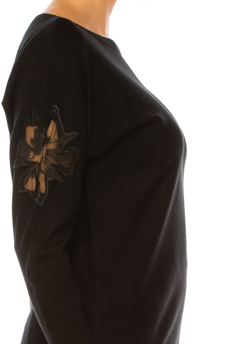 Liv Long Sleeve Floral Applique Pullover Sweater