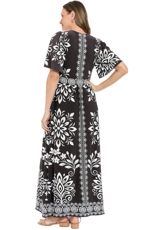 London Times Black & White Floral Tile Maxi Dress