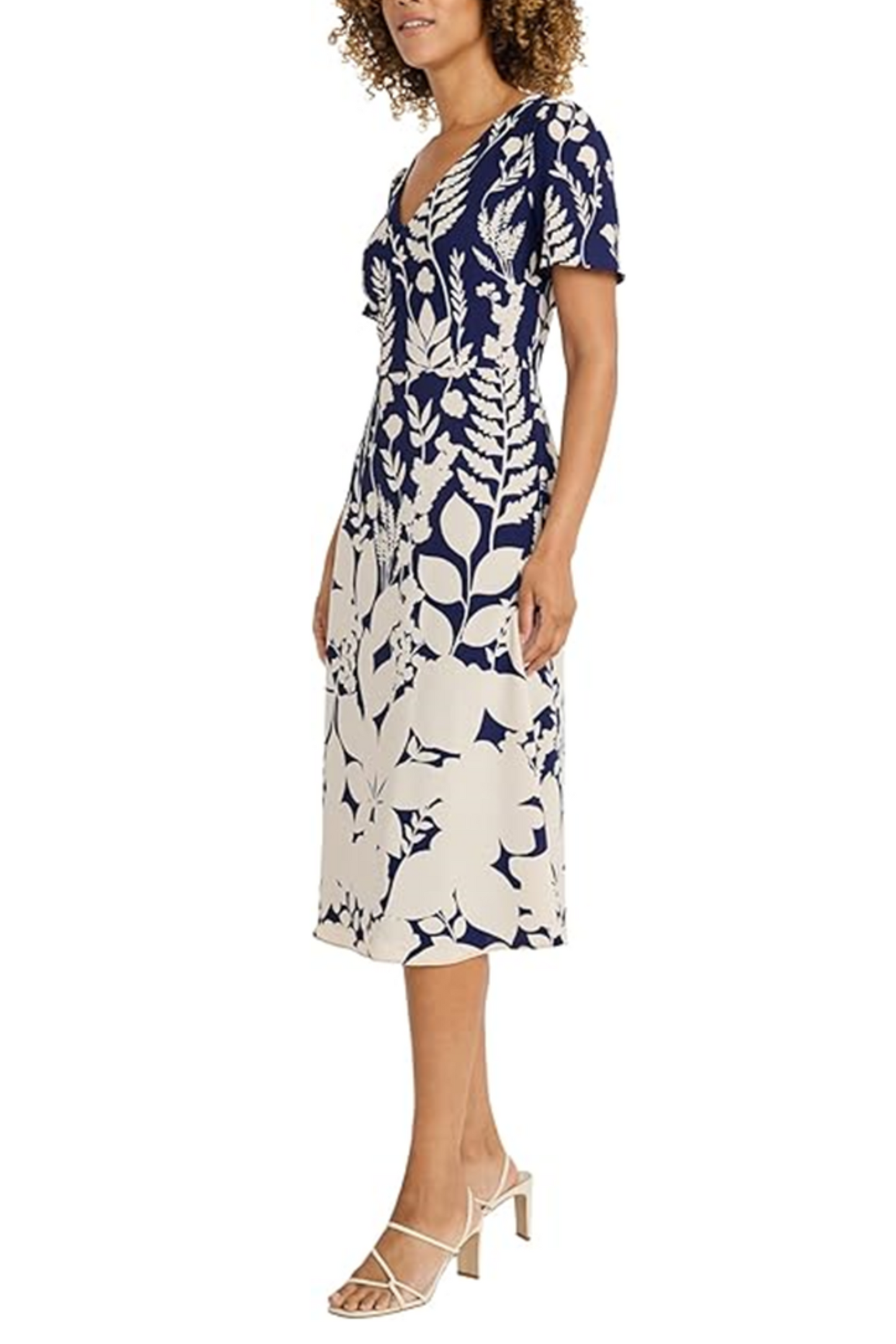 Maggy London Short Sleeve Leaf Print A-Line Dress