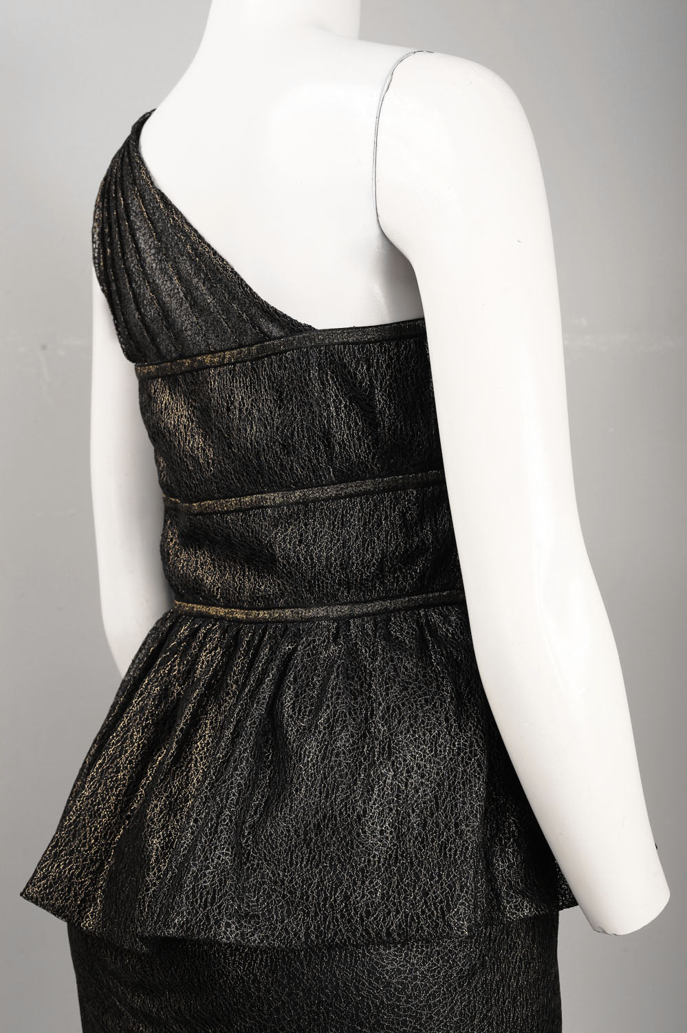 Monique Lhuillier One Shoulder Lace Peplum Dress