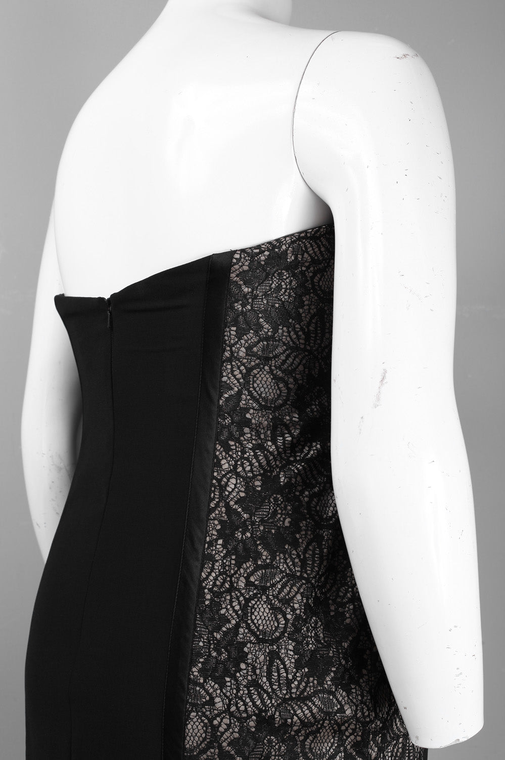 Monique Lhuillier Strapless Side Lace Inset Dress