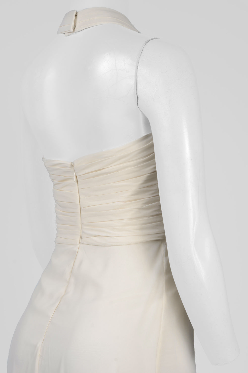 Monique Lhuillier Ruched Halter Neck Evening Dress