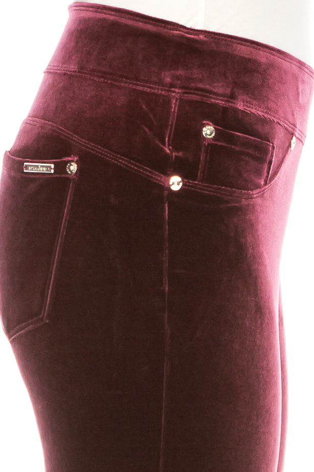 Nygard Sangria Two Pocket Velvet Skinny Jegging