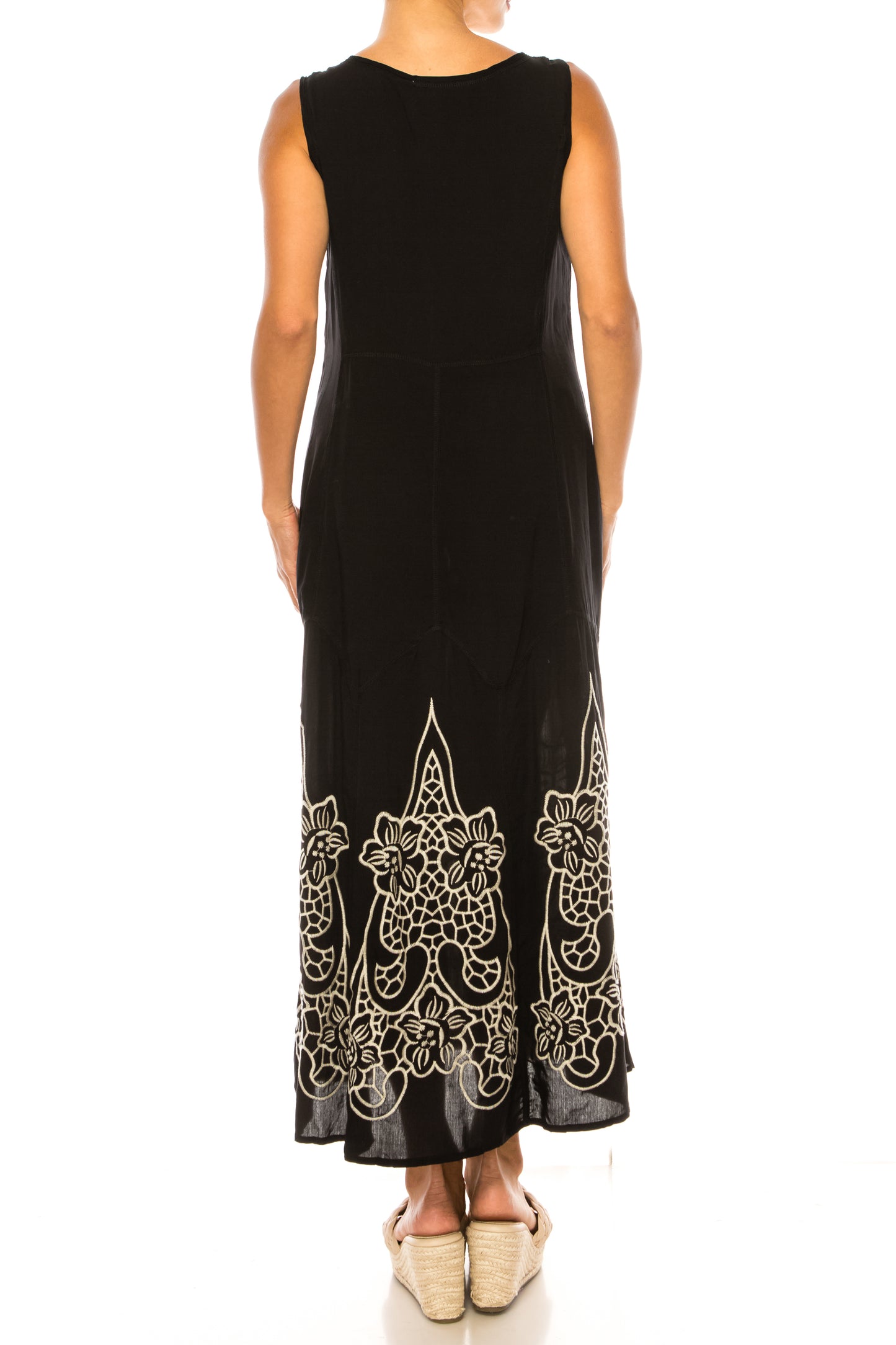 Paparazzi Sleeveless Floral Embroidered Maxi Dress