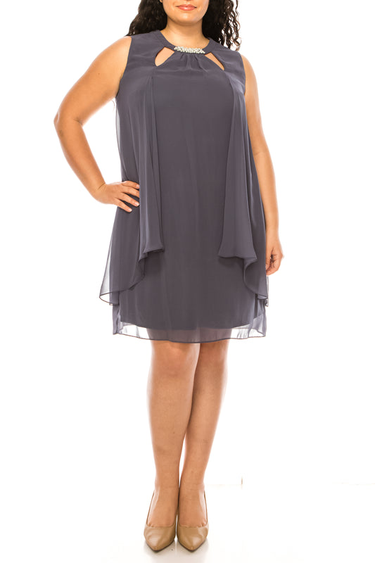SLNY Neck Cutout Short Evening Dress (PLUS SIZE)