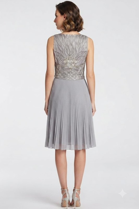 Sue Wong Sleeveless Embellished Accordion Dress