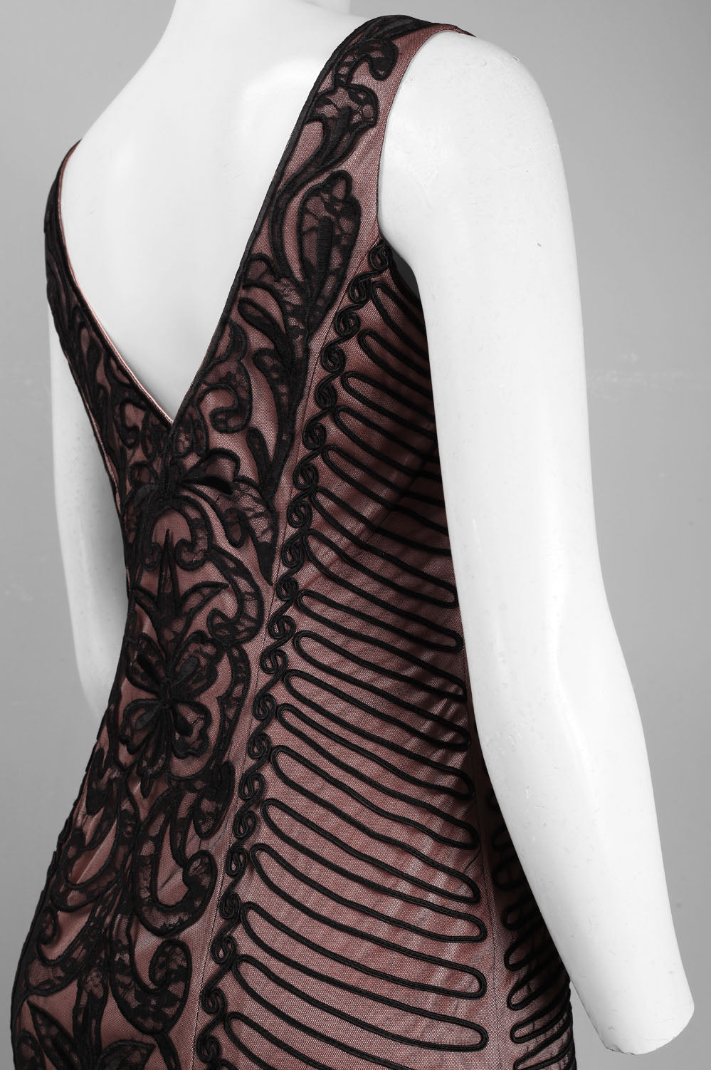 Sue Wong Sleeveless Embroidered Swirl Party Dress