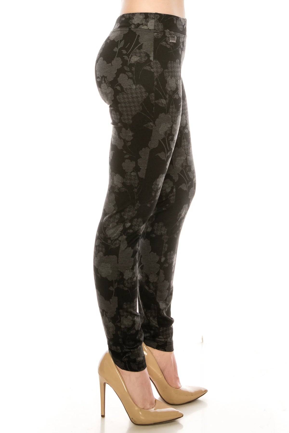 Zac & Rachel Figure-Defining Pull-On Legging Pants