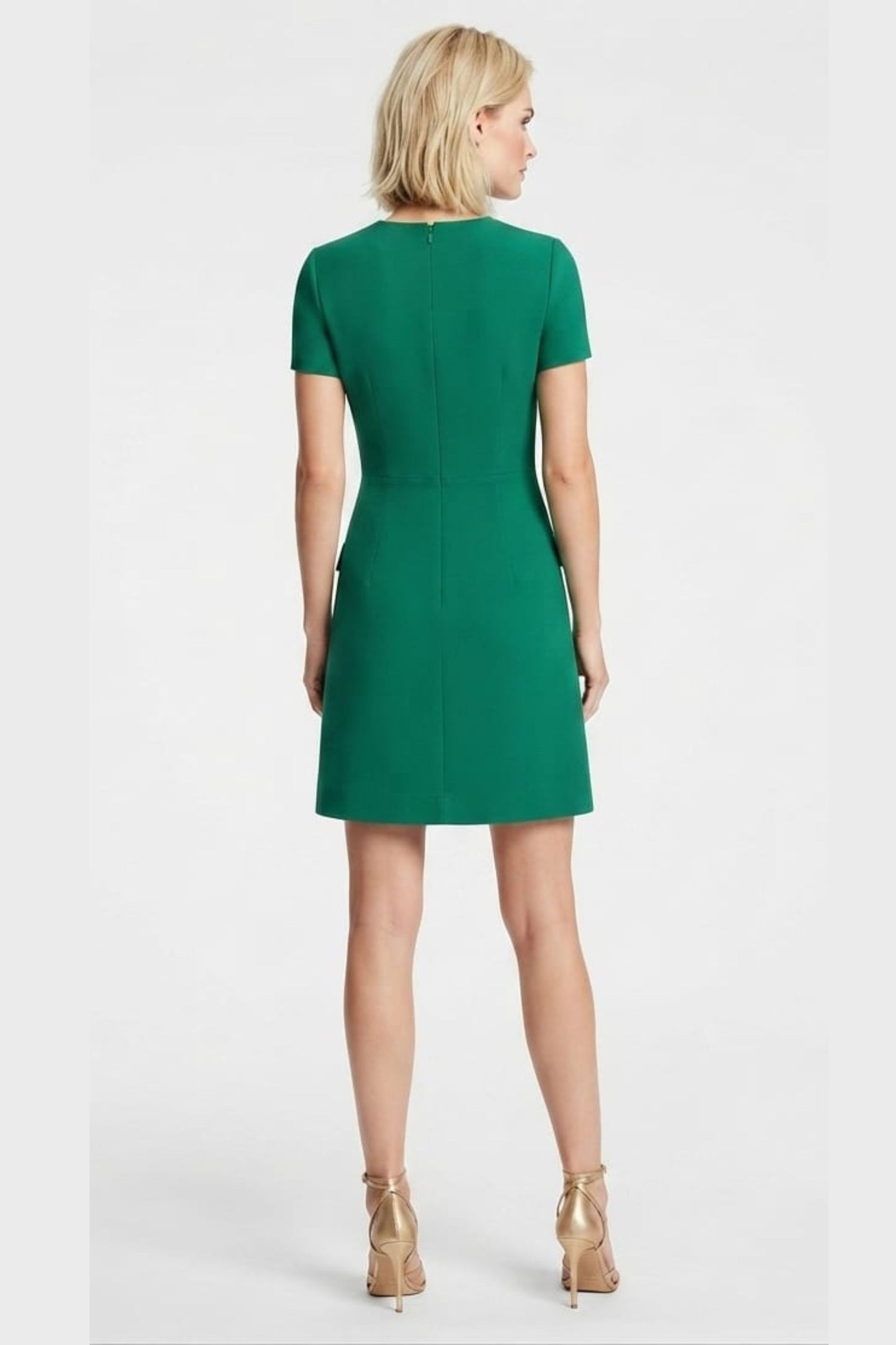 Donna Morgan Front Pocket Short Day Dress