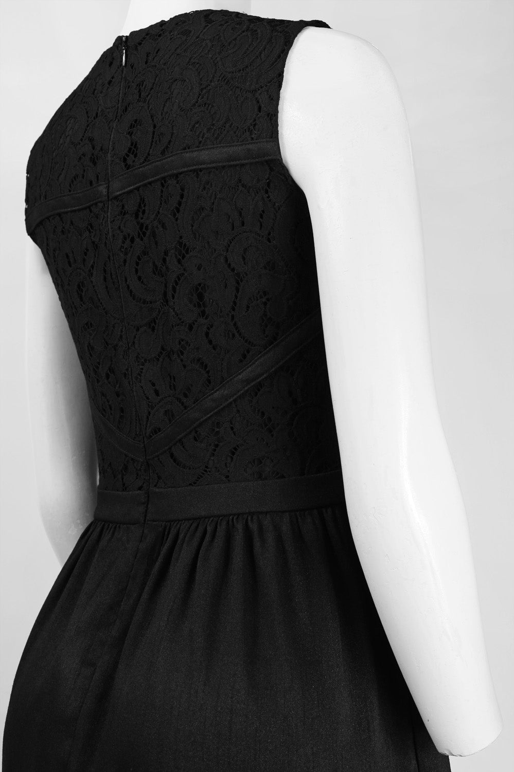 Taylor Black Sleeveless A-Line Party Dress