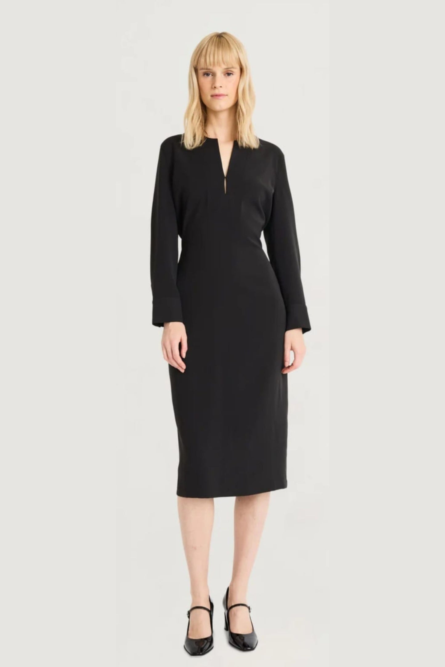 LUXELY Classic Long Sleeve Midi Dress